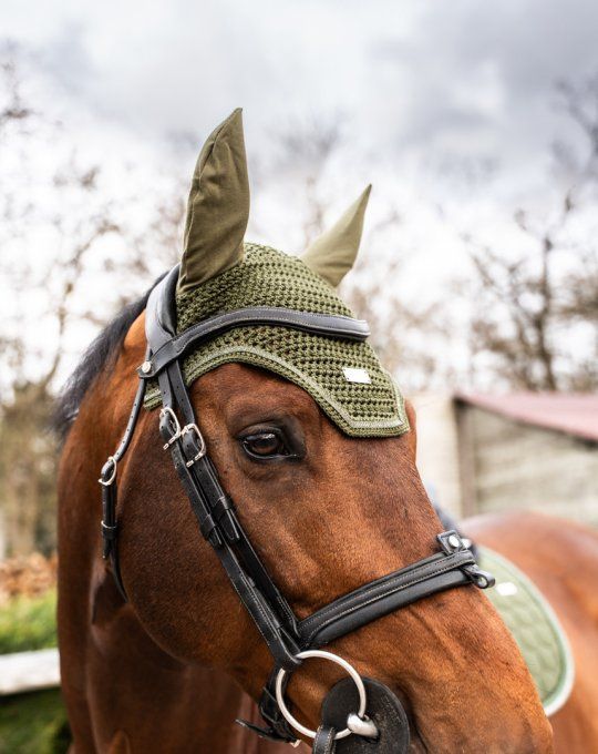 Bonnet court Atlas Gem 